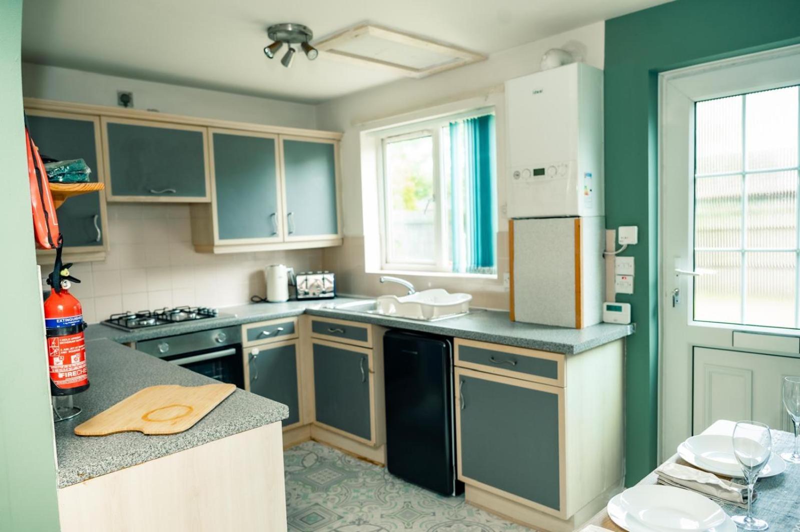 Holiday home Stylish 2-bedroom Perfect For Families And Couples *