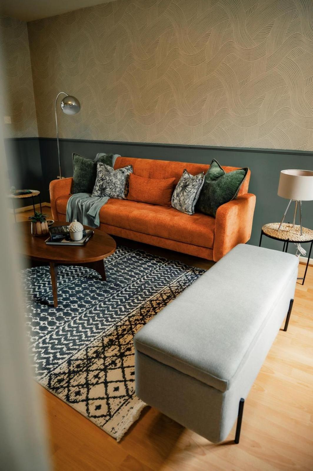 Holiday home Stylish 2-bedroom Perfect For Families And Couples *
